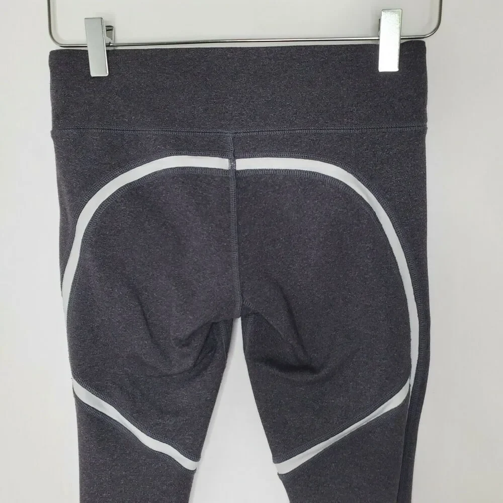 ALO Yoga Continuity Leggings XS-S Gray White Stripes Contour Active